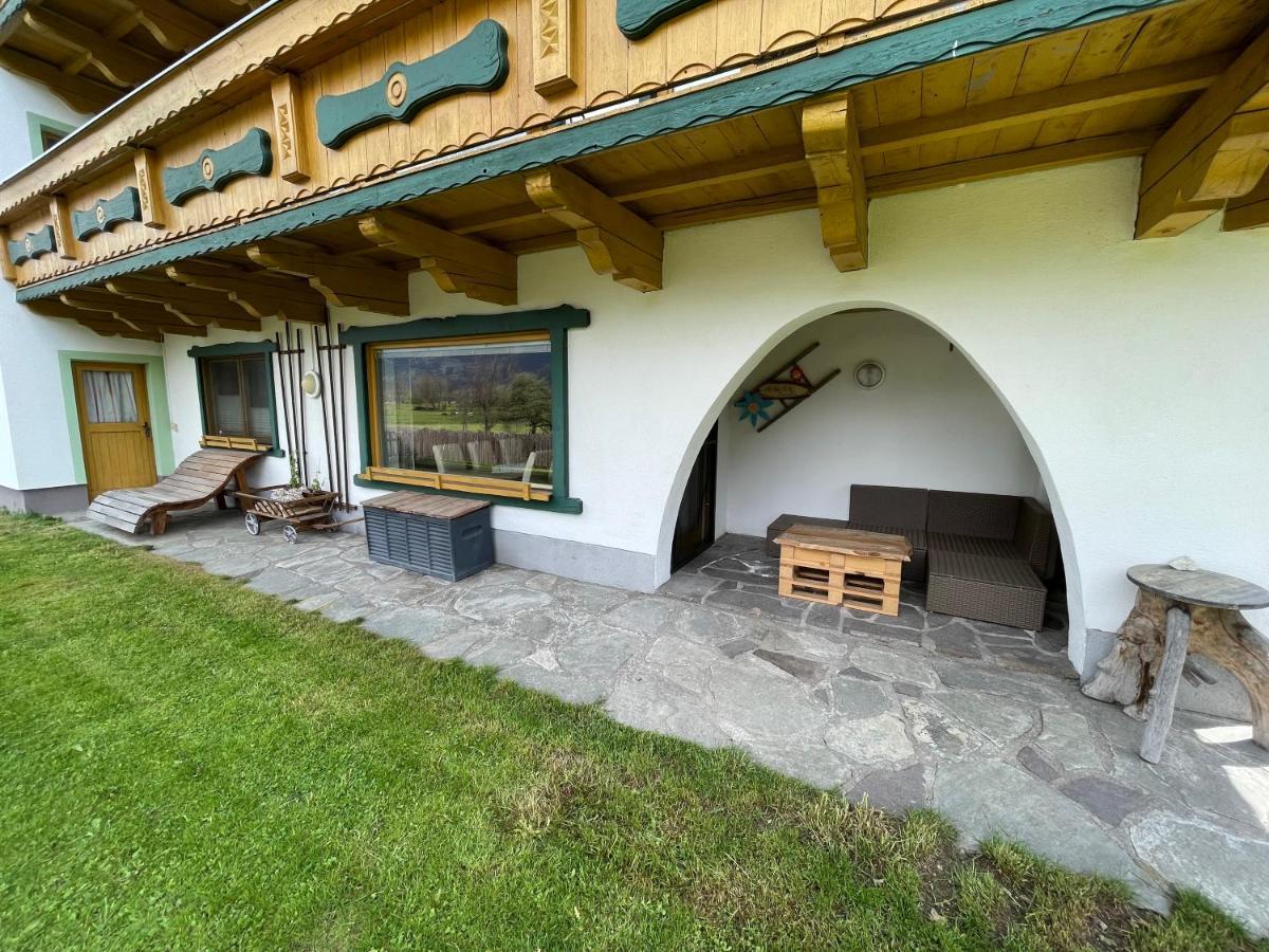 Ferienwohnung Maxi ไมส์โฮเฟิน ภายนอก รูปภาพ